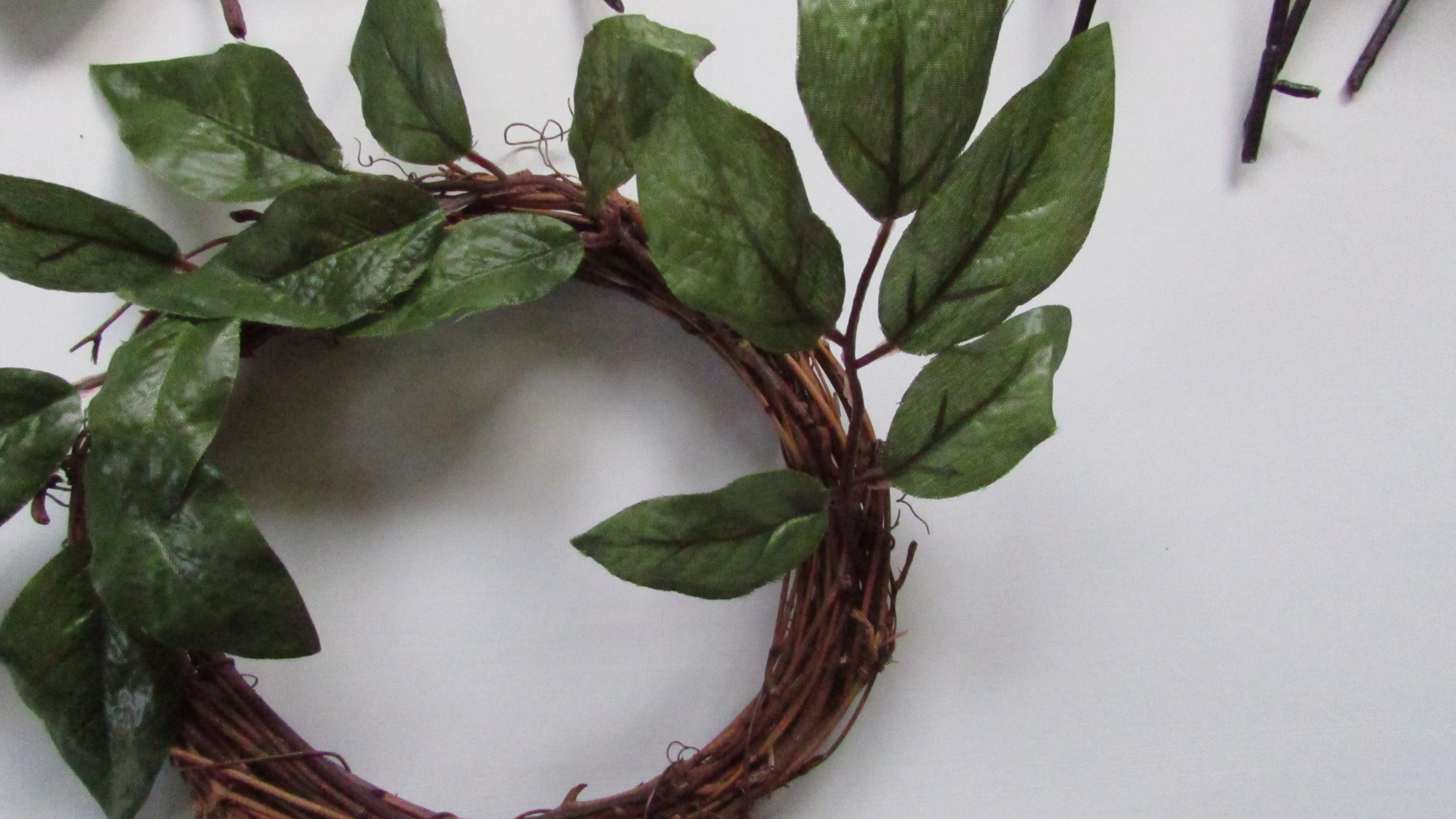 overlapping greens when making a wreath