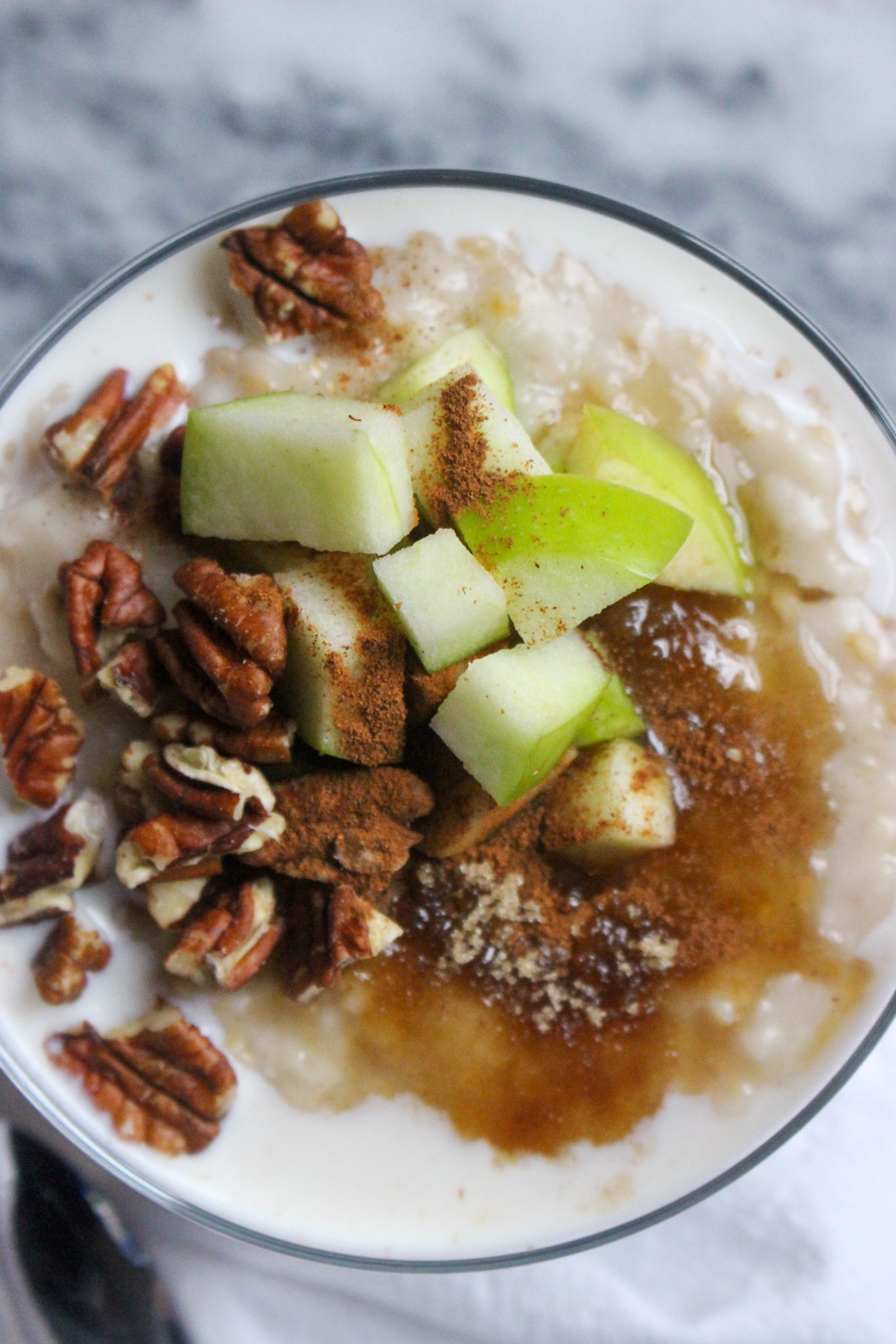 cinnamon apple brown sugar oatmeal