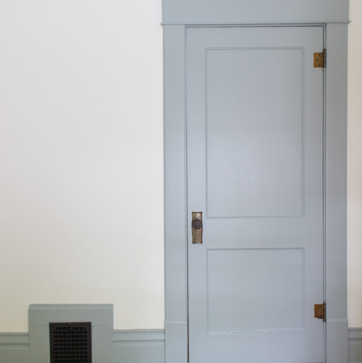 blue trim, white walls